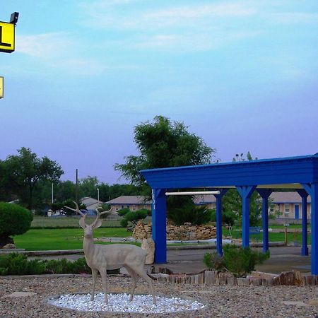 Blue Spruce Motel Lamar Εξωτερικό φωτογραφία