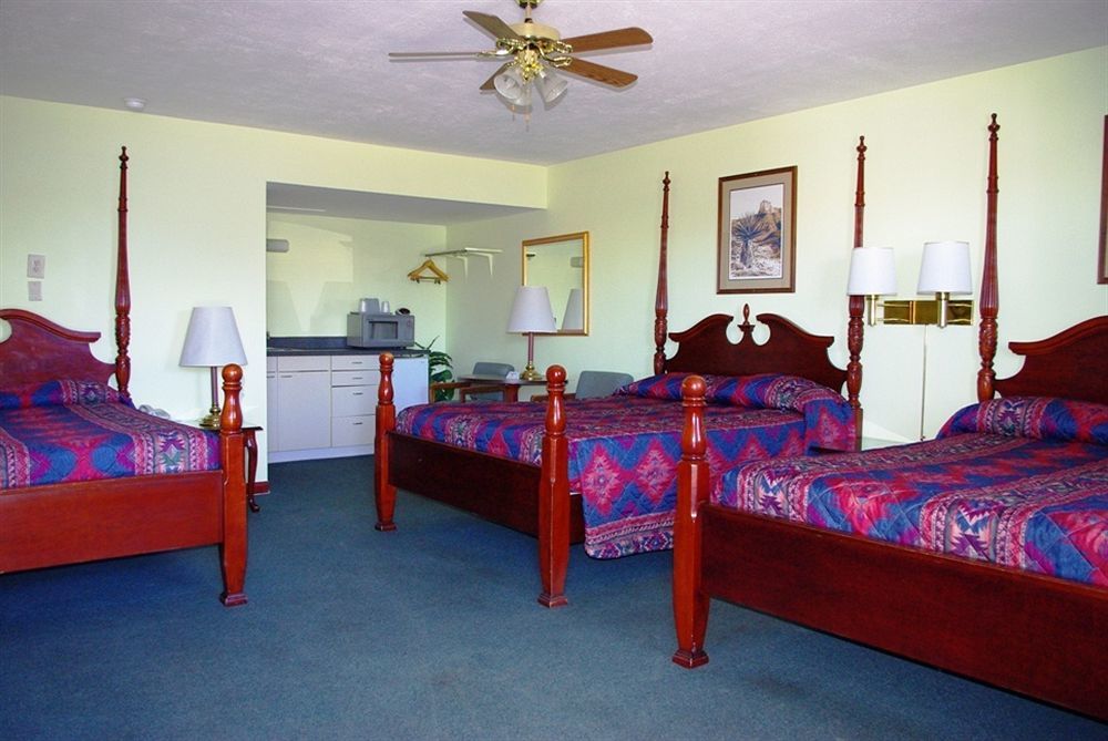 Blue Spruce Motel Lamar Δωμάτιο φωτογραφία